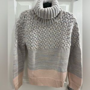 Chloe girls knit sweater. Gray/ pink size 10